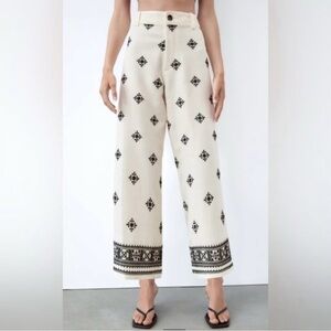 Zara Woman’s Cream and Black Patterned Wide leg Bottoms.
